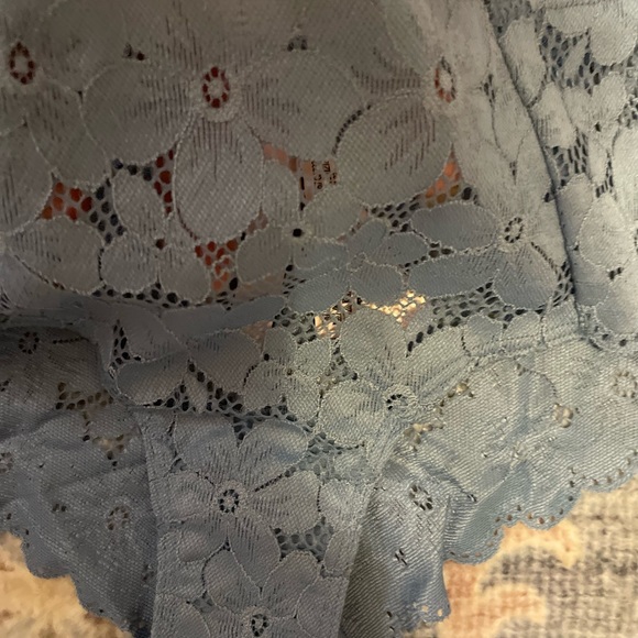 Victoria's Secret  Lacie Cheeky Panty Medium NWT’s - Picture 8 of 8